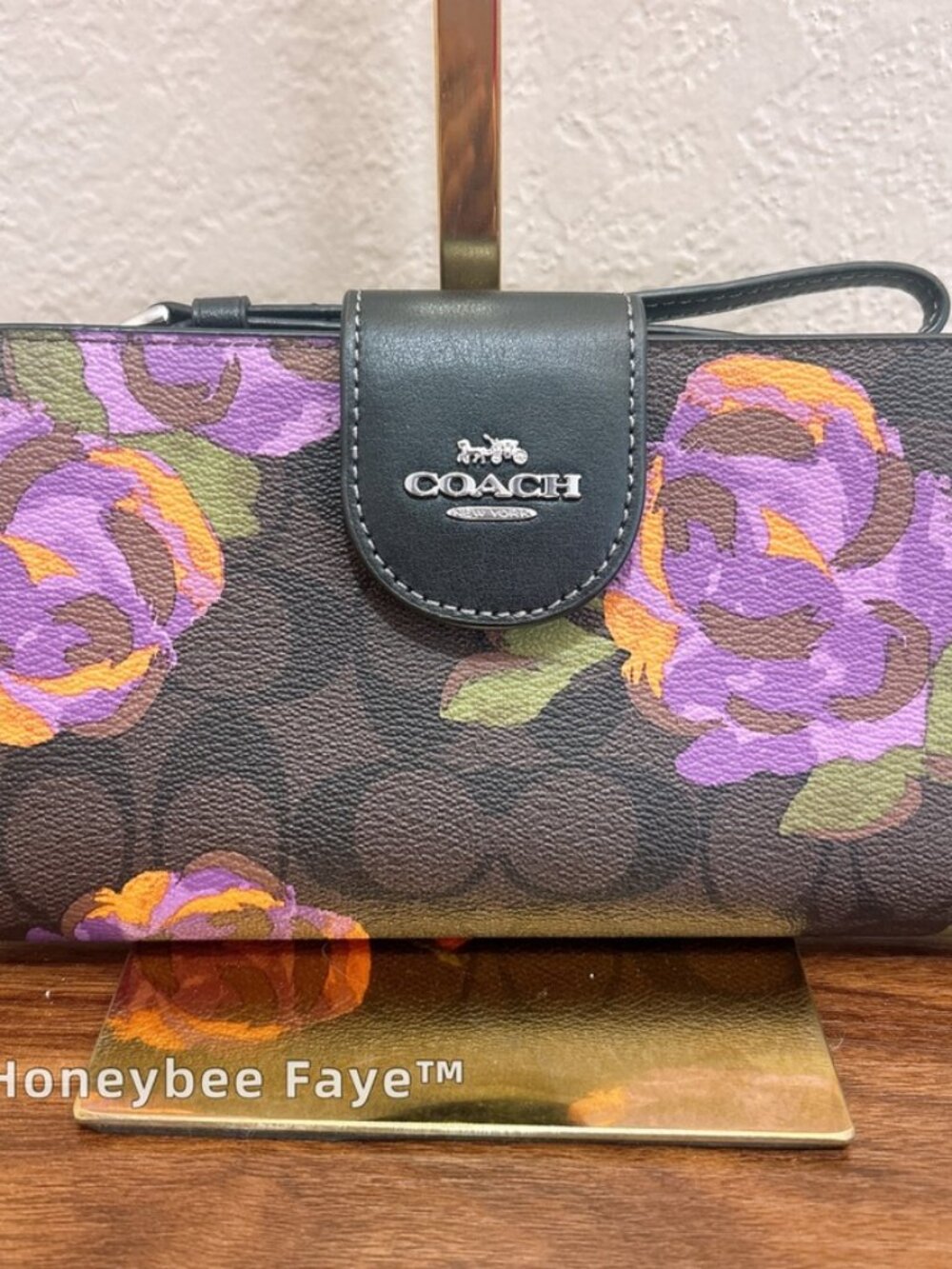 NWT Coach Phone Tech Wallet With lloral print CL674